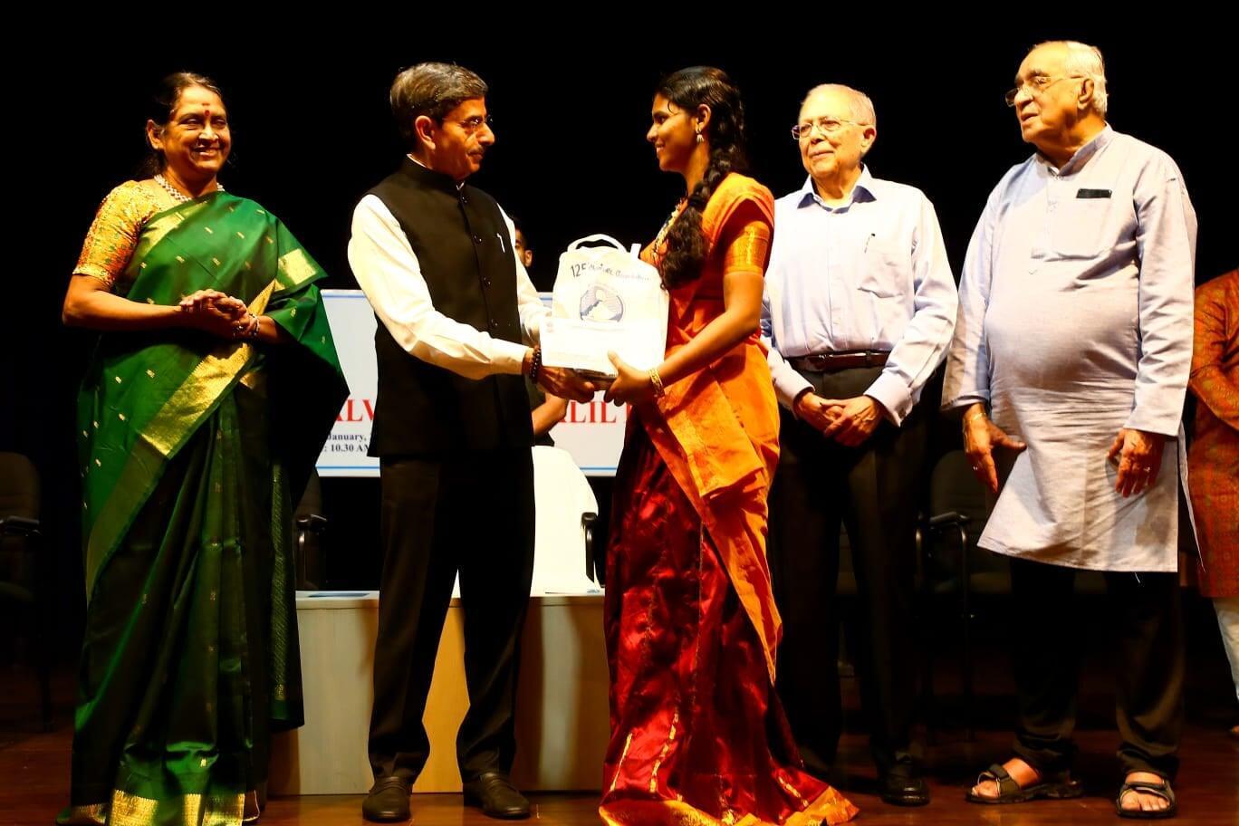 கம்பர் 2026   கல்விக்கூடங்களில் கம்பர்